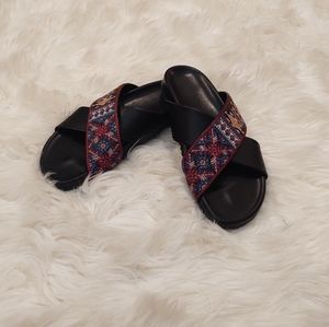 Johnny Was Beatriz Leather Embroidered Sandal